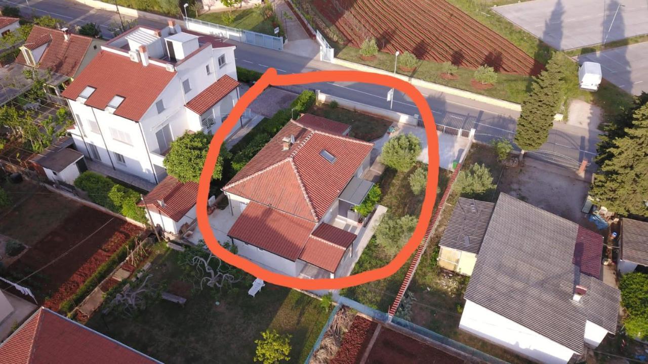 Holiday Apartment Near The Beach 파자나 외부 사진