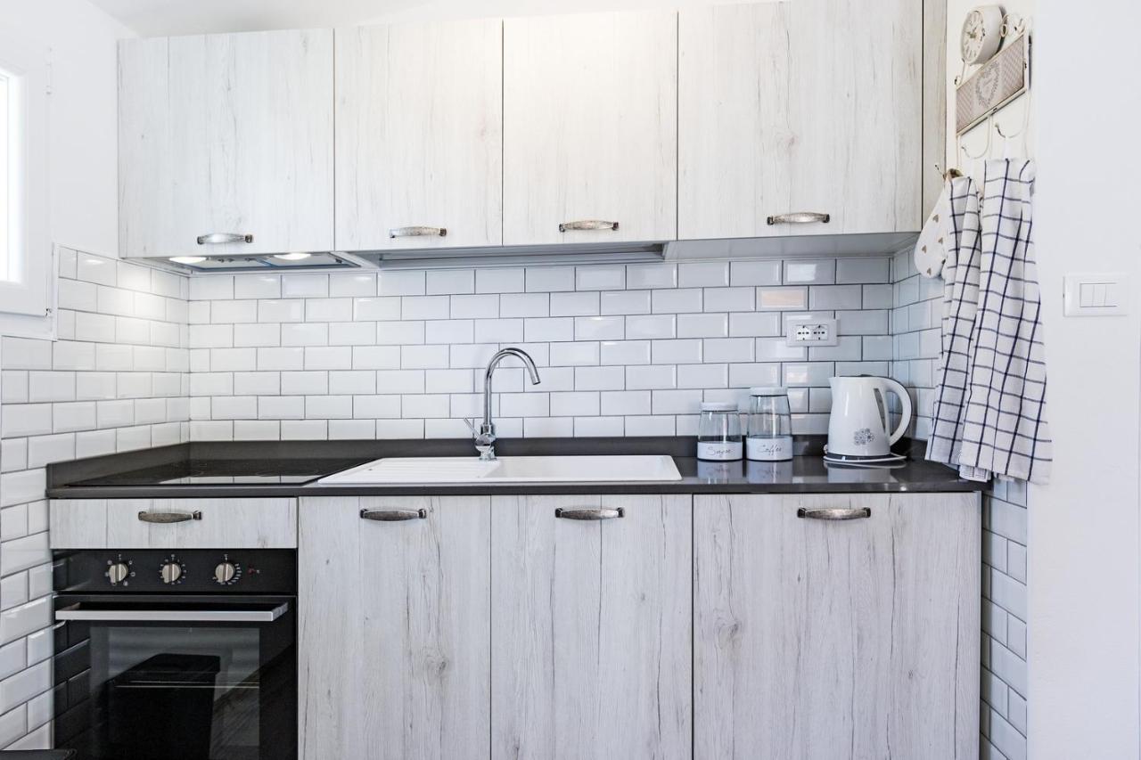 Holiday Apartment Near The Beach 파자나 외부 사진